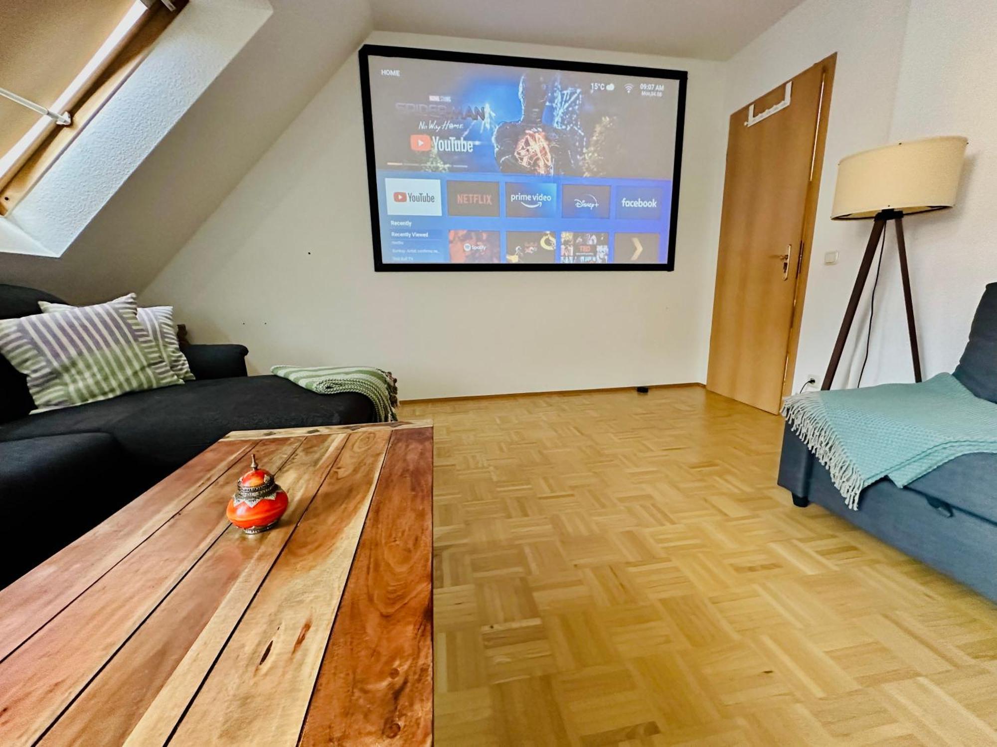 Massive Karli Loft - Over 130 Meters Floor Space - Home Theater Room - 4 Private Sleeping Areas - Best Location In Lipsk Zewnętrze zdjęcie